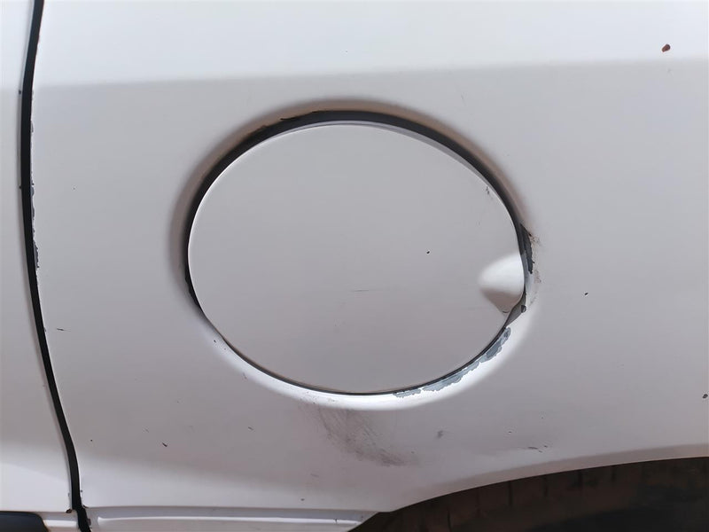 2005 Ford Freestar Fuel Filler Gas Door Lid