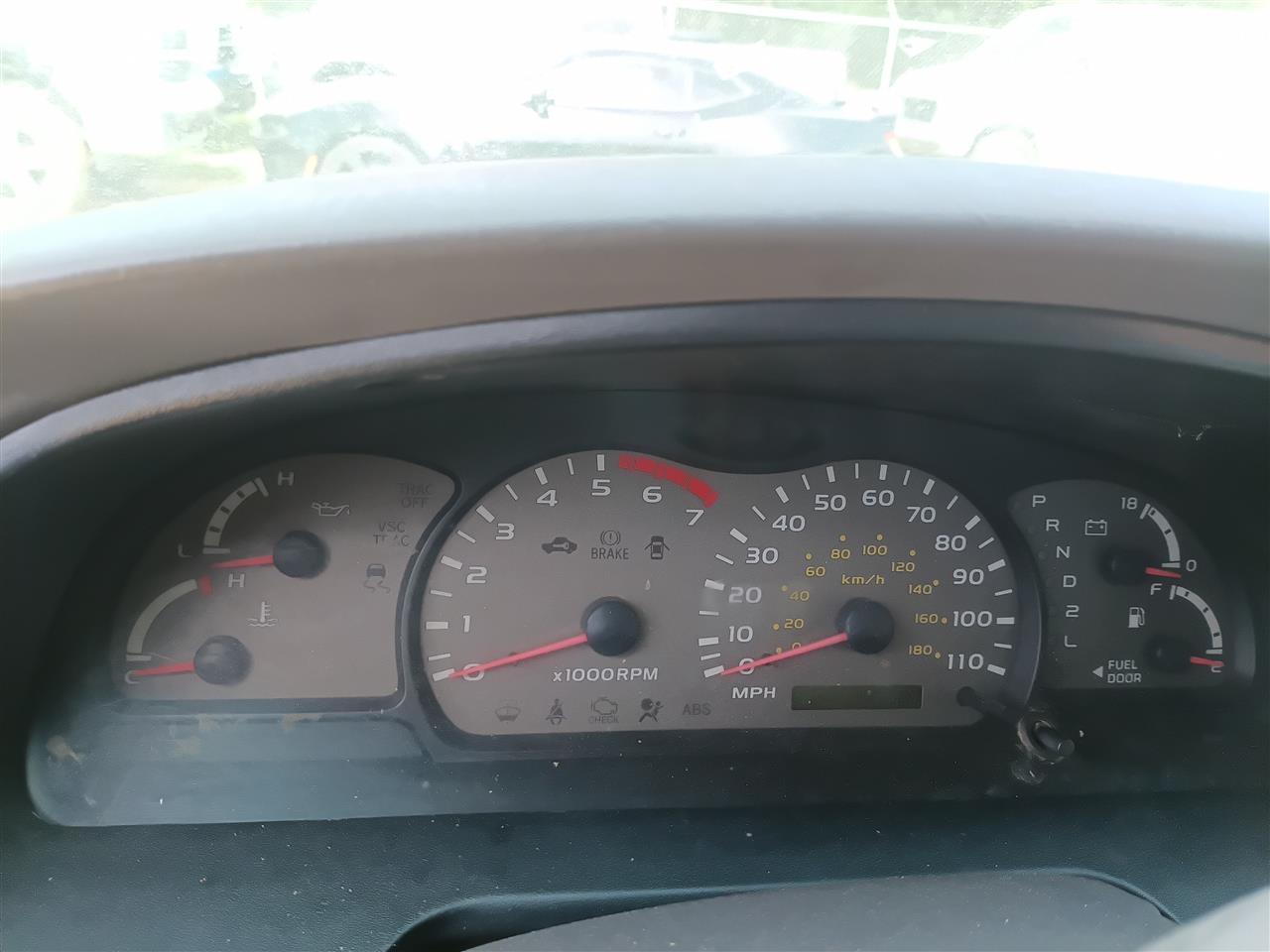 2001 2002 2003 2004 Toyota Sequoia Speedometer Instrument Gauge Cluster MPH