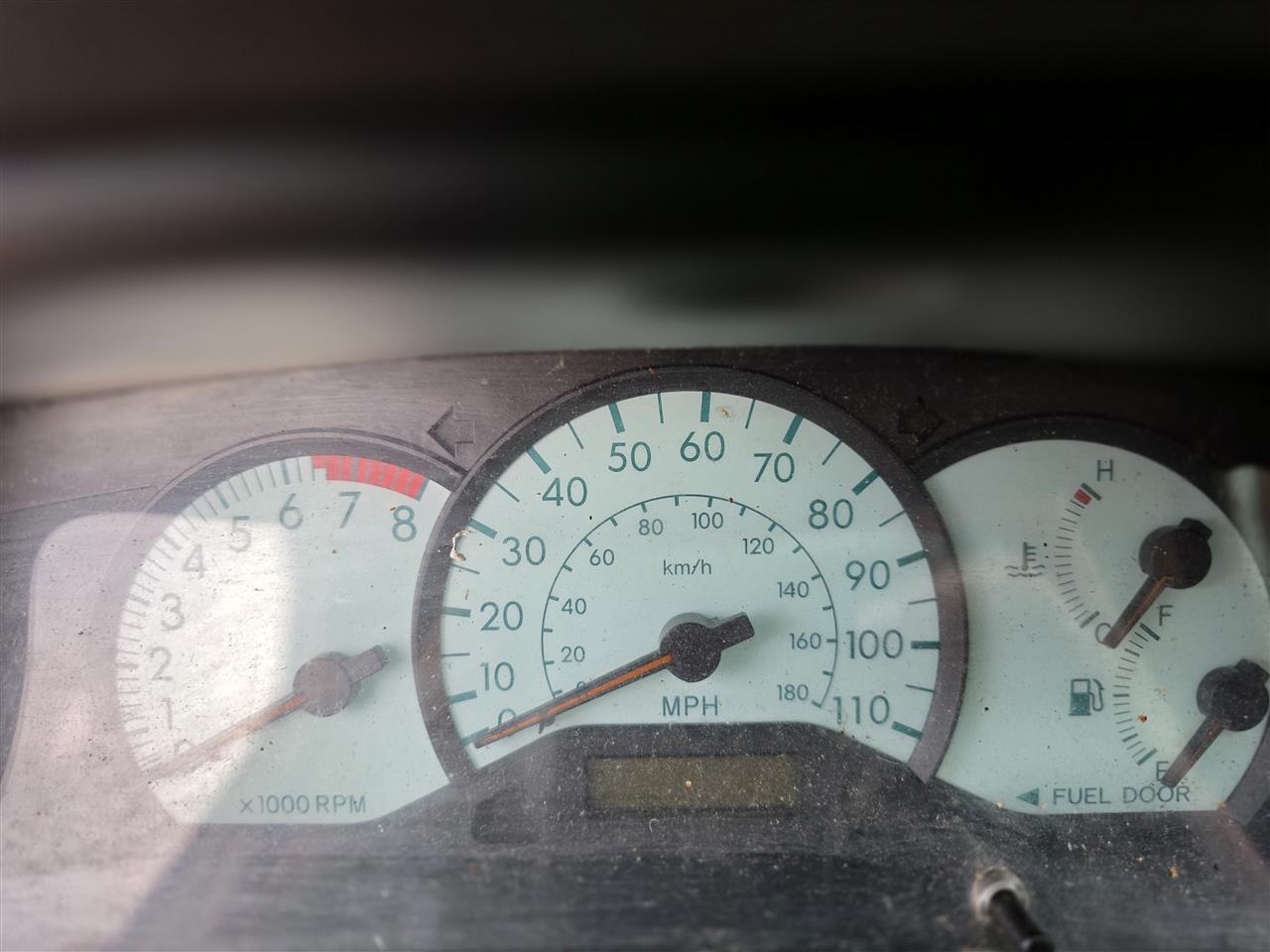 2003 2004 Toyota Corolla Speedometer Instrument Gauge Cluster only MPH