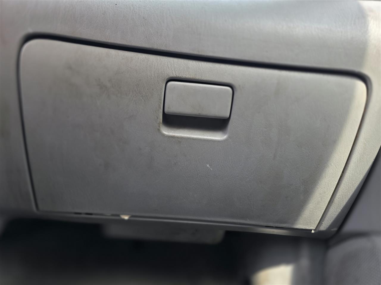 2004 Toyota Corolla Glove Box Compartment