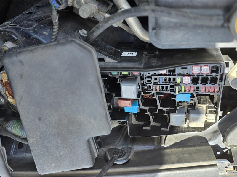 2006 thru 2012 Toyota RAV4 Driver Side Left Engine Bay Fuse Box Relay Panel 3.5L 2GRFE 6 cylinder L