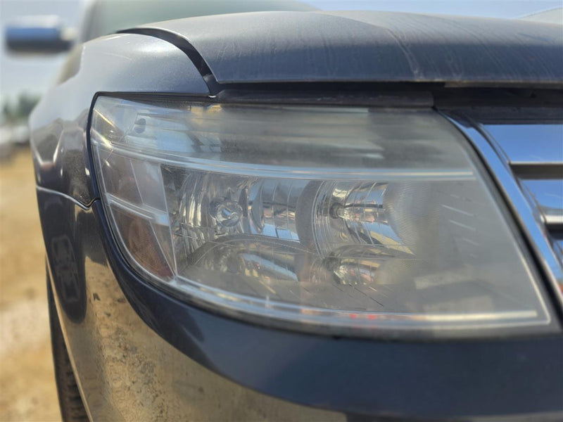 2008 2009 Ford Taurus Passenger Side Right Headlight Headlamp Assembly R