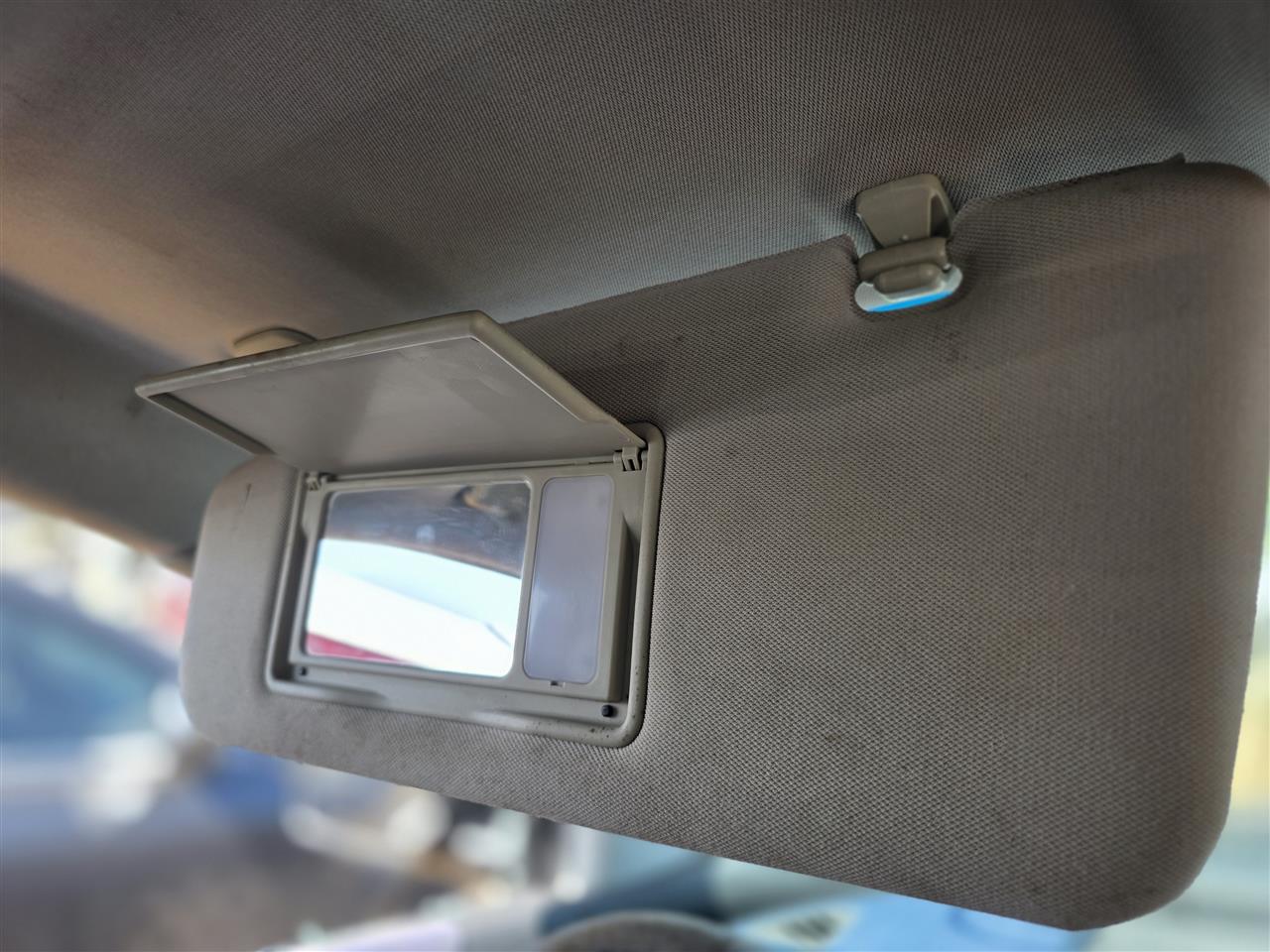 2006 2007 Nissan Murano Driver Side Left Sun Visor L