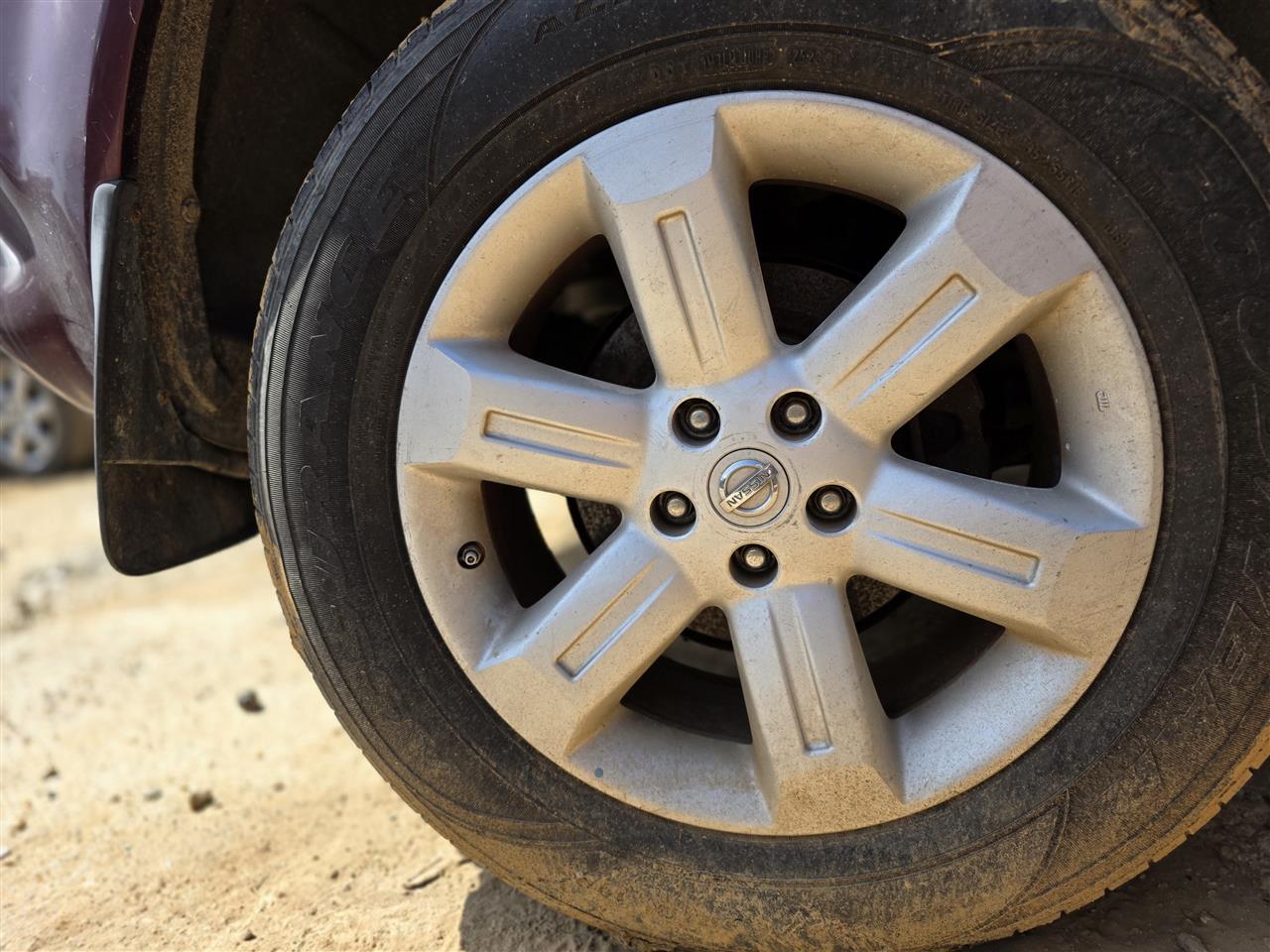 2006 2007 Nissan Murano Wheel Rim 18x7 1 2 alloy 6 spoke creased