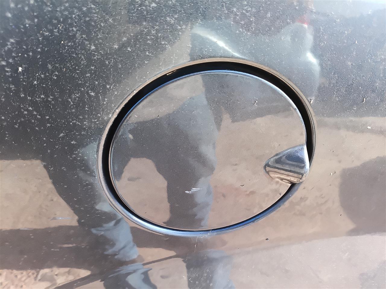 2017 Dodge Caravan Fuel Filler Gas Door Lid
