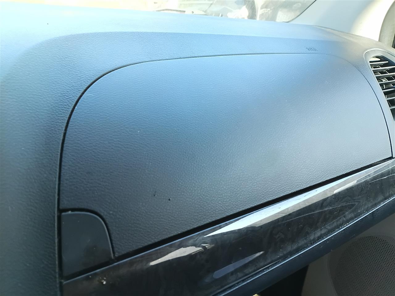 2017 Dodge Caravan Glove Box Compartment