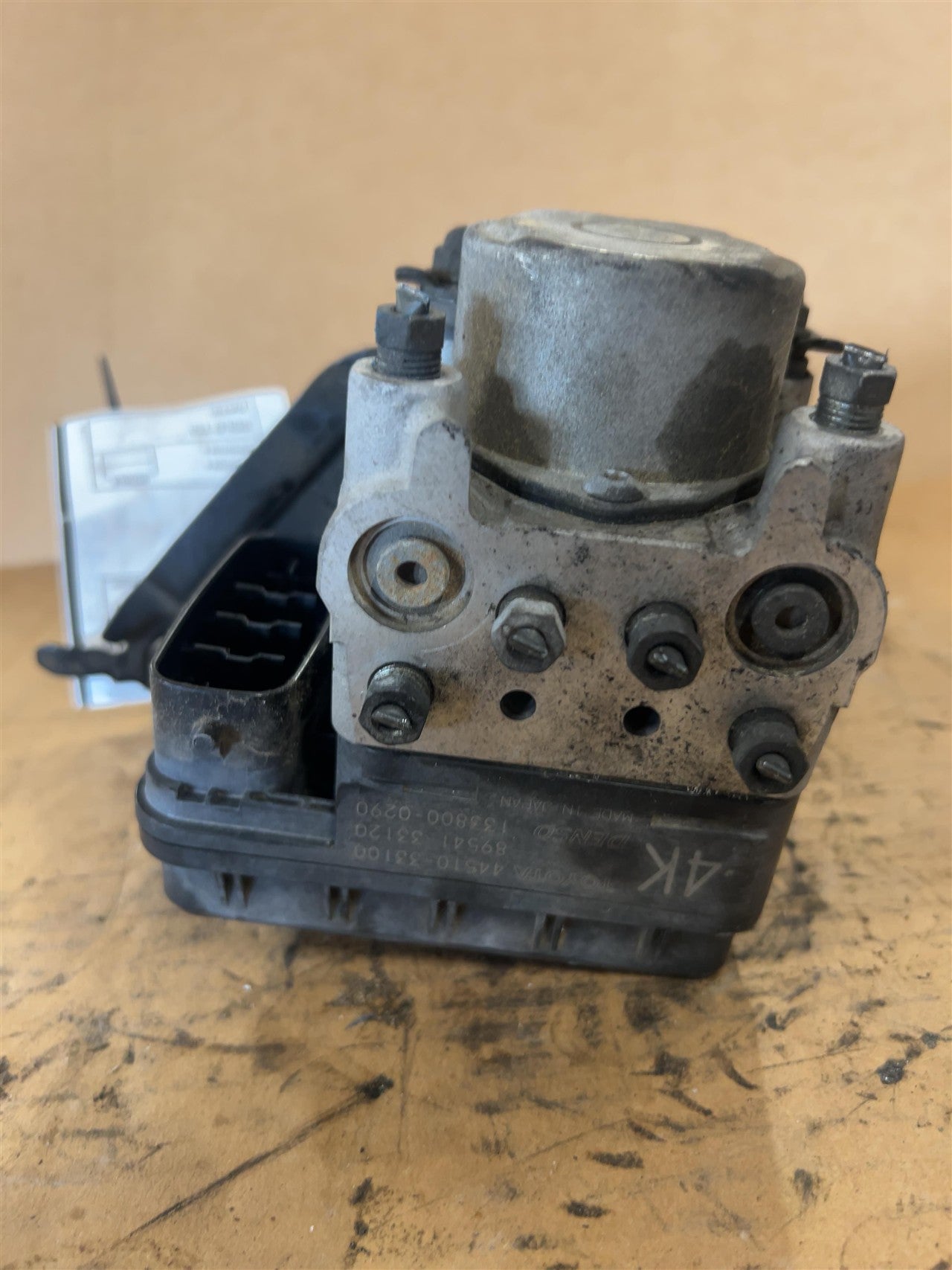 2004 2005 2006 2007 Toyota Solara, Lexus ES330, Toyota Camry ABS Anti Lock Brake Pump Control Module Actuator and Assembly
