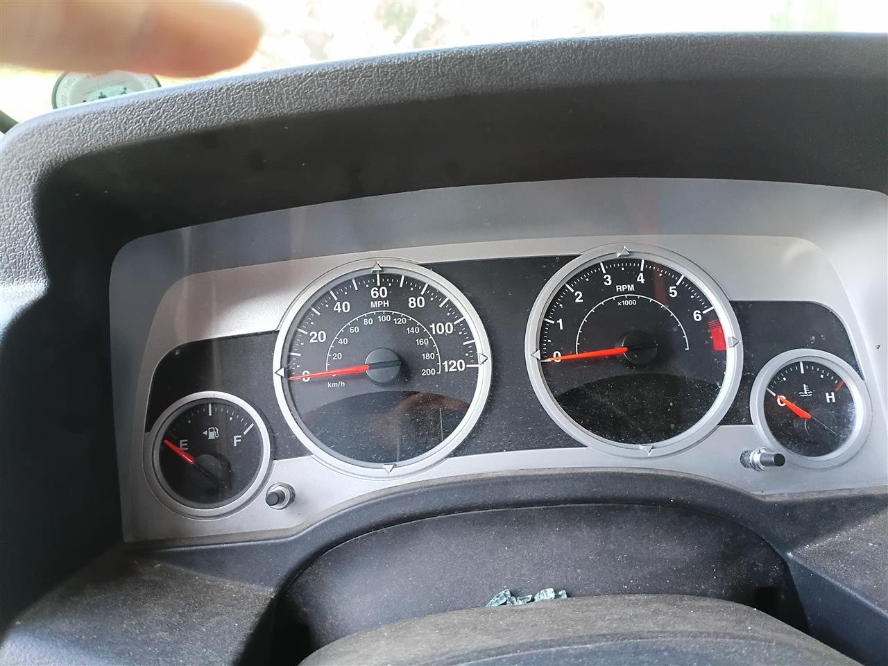 2008 Jeep Compass, Jeep Patriot Speedometer Instrument Gauge Cluster MPH with message center opt LAZ