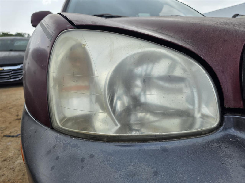 2001 thru 2006 Hyundai Santa FE Passenger Side Right Headlight Headlamp Assembly R