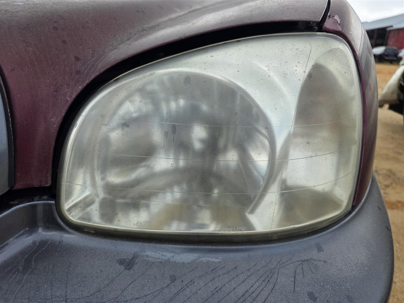 2001 thru 2006 Hyundai Santa FE Driver Side Left Headlight Headlamp Assembly L