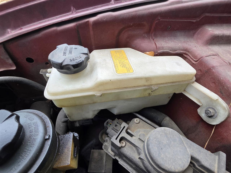 2001 thru 2006 Hyundai Santa FE Coolant Overflow Reservoir Tank