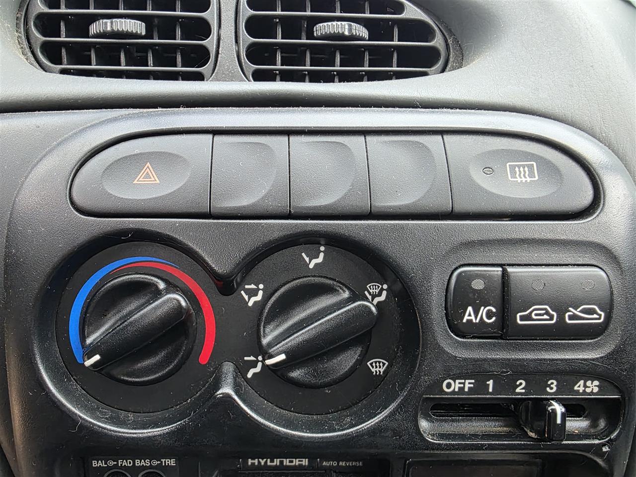 1996 1997 1998 Hyundai Elantra AC Heater Temperature Climate Control Unit
