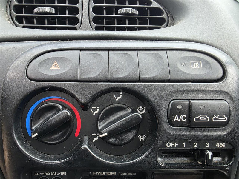 1996 1997 1998 Hyundai Elantra AC Heater Temperature Climate Control Unit