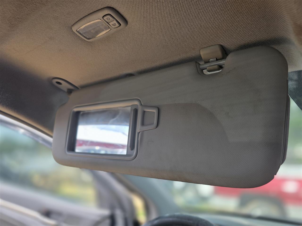 2017 2018 2019 2020 Hyundai Elantra Driver Side Left Sun Visor Sedan with sunroof L