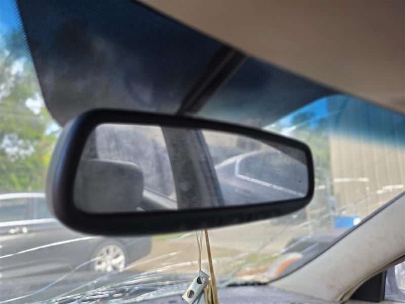 2006 thru 2012 Hyundai Azera, Hyundai Santa FE, Hyundai Sonata, KIA Magentis and 1 more Interior Rear View Mirror