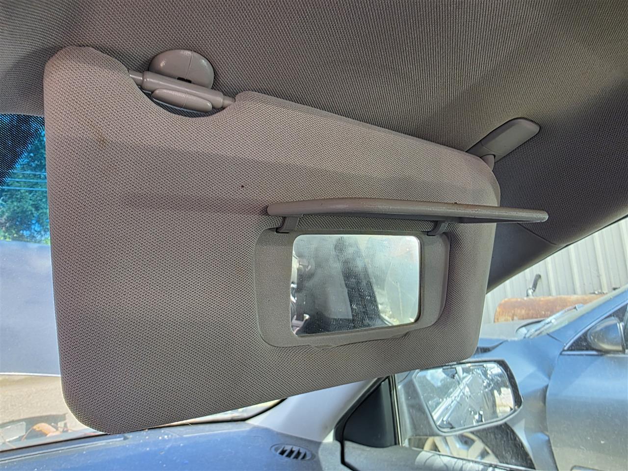 2010 2011 2012 Nissan Altima Passenger Side Right Sun Visor Sdn without illumination R