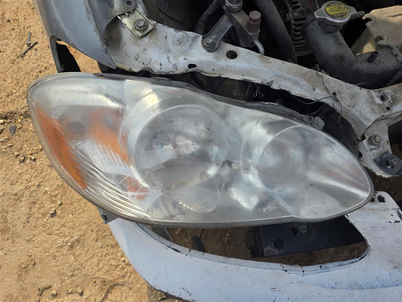 2003 thru 2008 Toyota Corolla Passenger Side Right Headlight Headlamp Assembly R