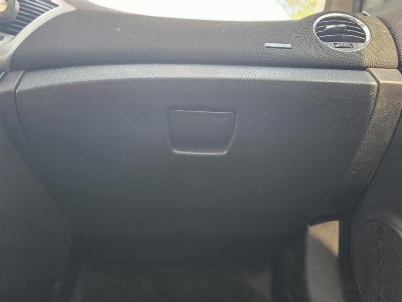 2013 Chevrolet Cruze Glove Box Compartment