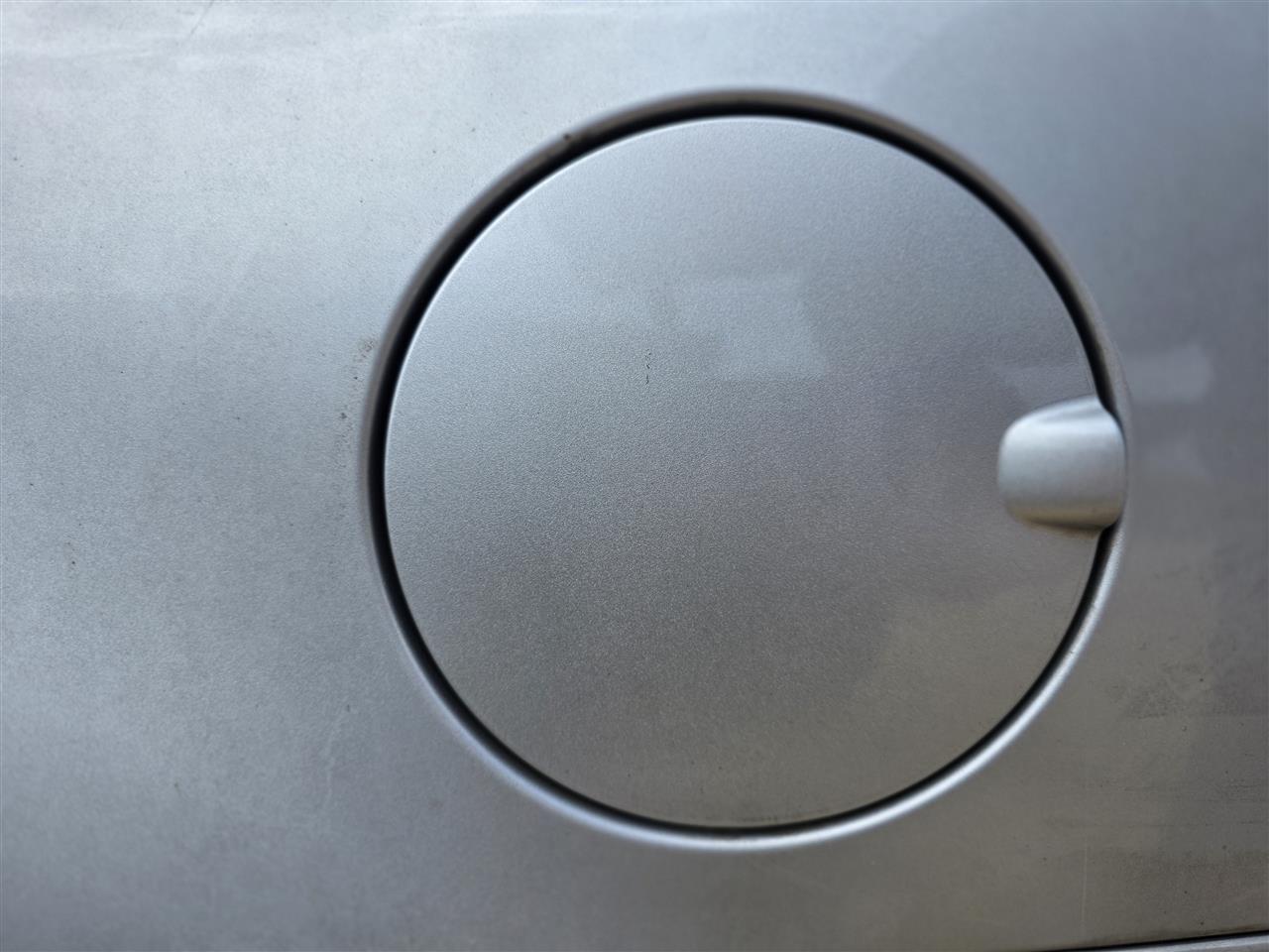 2010 Ford Fusion Fuel Filler Gas Door Lid