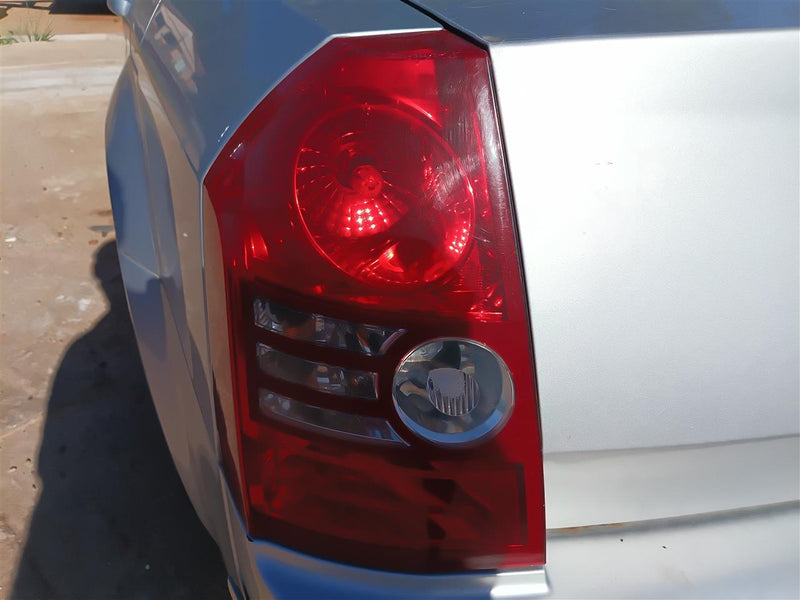2008 2009 2010 Chrysler 300 Driver Side Left Tail Light Lamp Assembly L