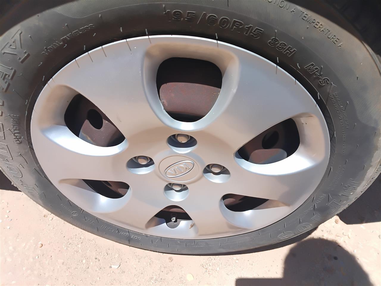 2007 2008 2009 KIA Spectra Wheel Rim 15x6 steel 10 hole