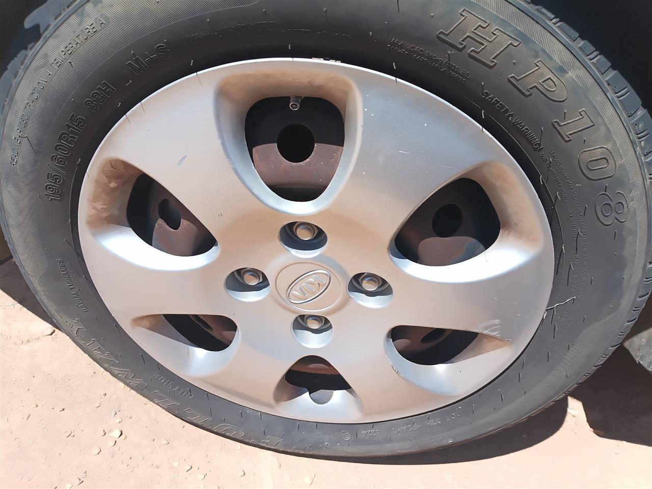 2007 2008 2009 KIA Spectra Wheel Rim 15x6 steel 10 hole