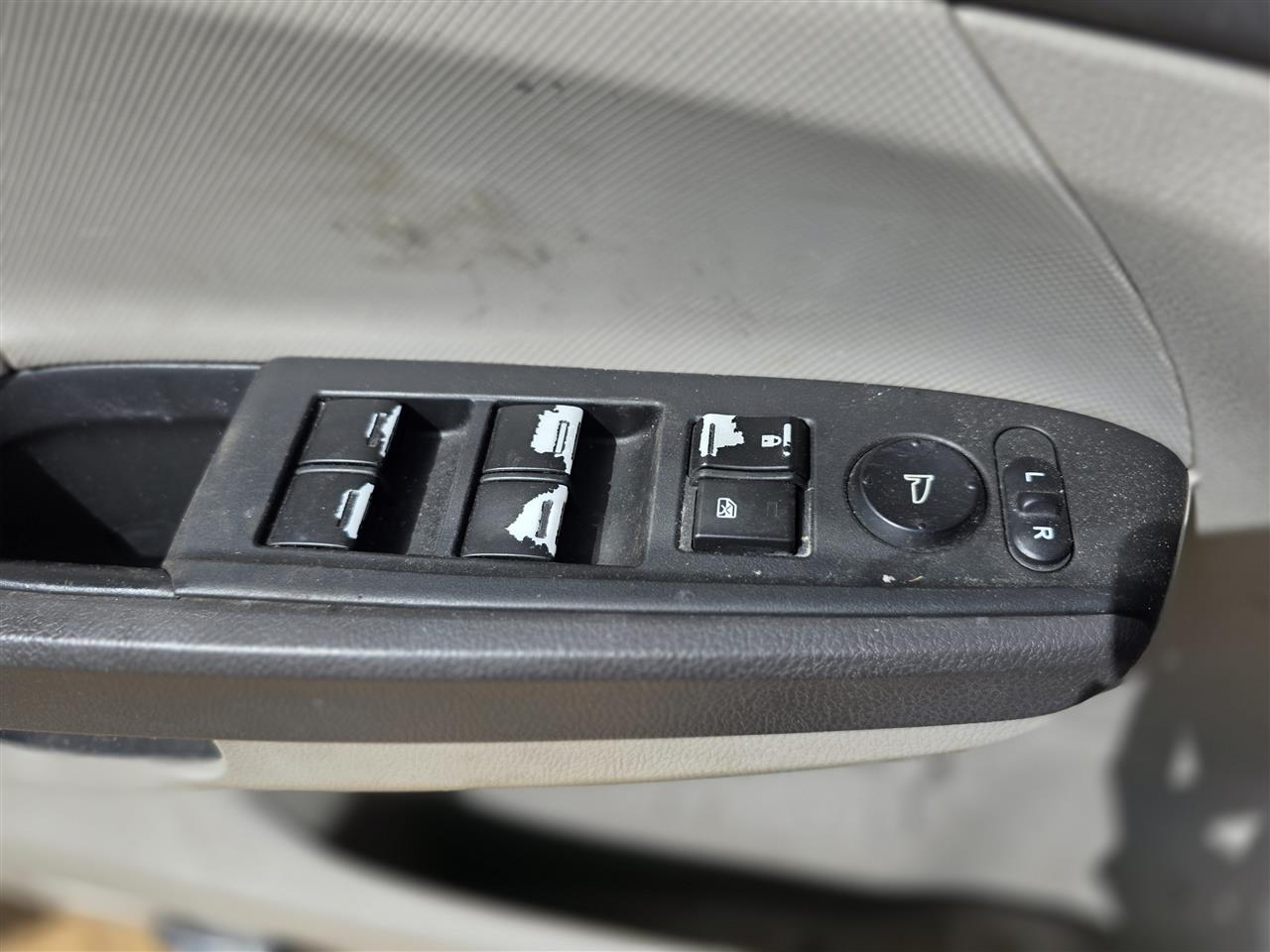2008 thru 2012 Honda Accord Driver Side Left Front Door Window Master Switch Driver s Cpe lock and without lighted LX