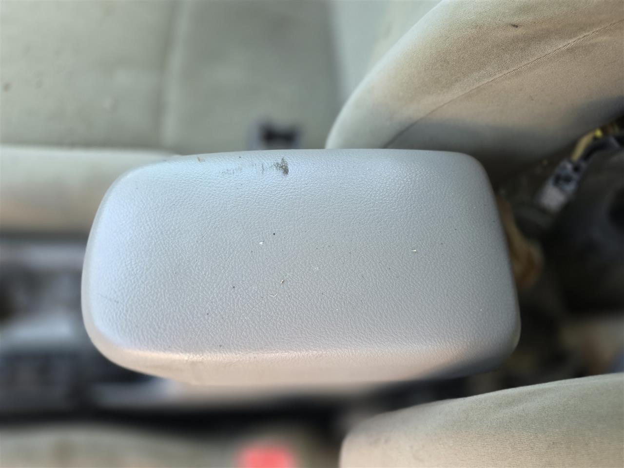 2011 2012 2013 Toyota Corolla Console Front floor LE