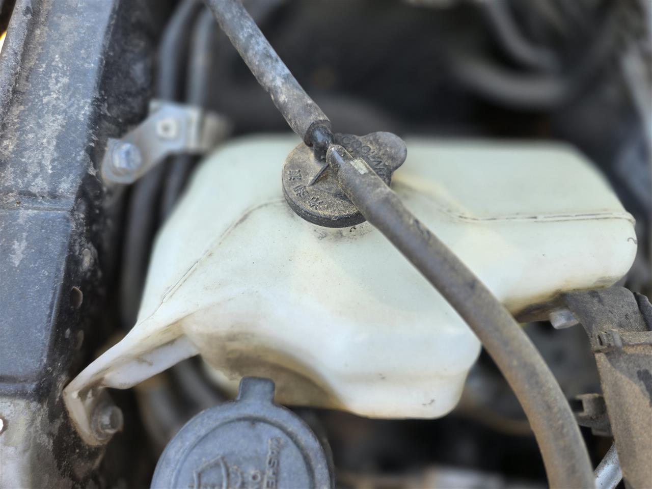 2009 thru 2014 Toyota Matrix, Toyota Corolla Coolant Overflow Reservoir Tank Canada market