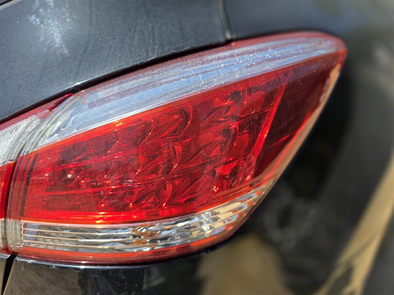 2011 2012 2013 2014 Nissan Murano Passenger Side Right Tail Light Lamp Assembly 4 Dr quarter panel mounted R
