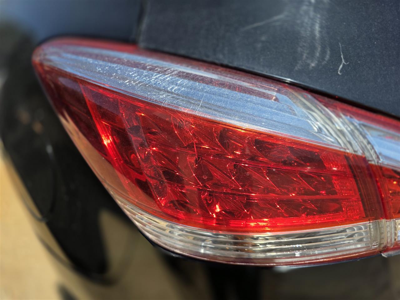 2011 2012 2013 2014 Nissan Murano Driver Side Left Tail Light Lamp Assembly 4 Dr quarter panel mounted L