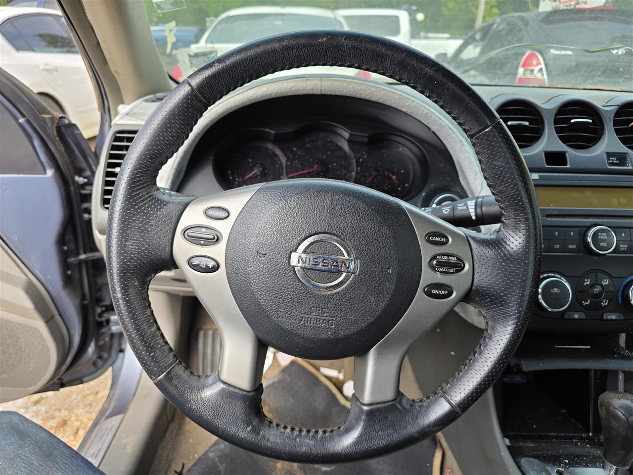 2010 2011 2012 2013 Nissan Altima Driver Side Left Air BAG driver wheel with leather steering