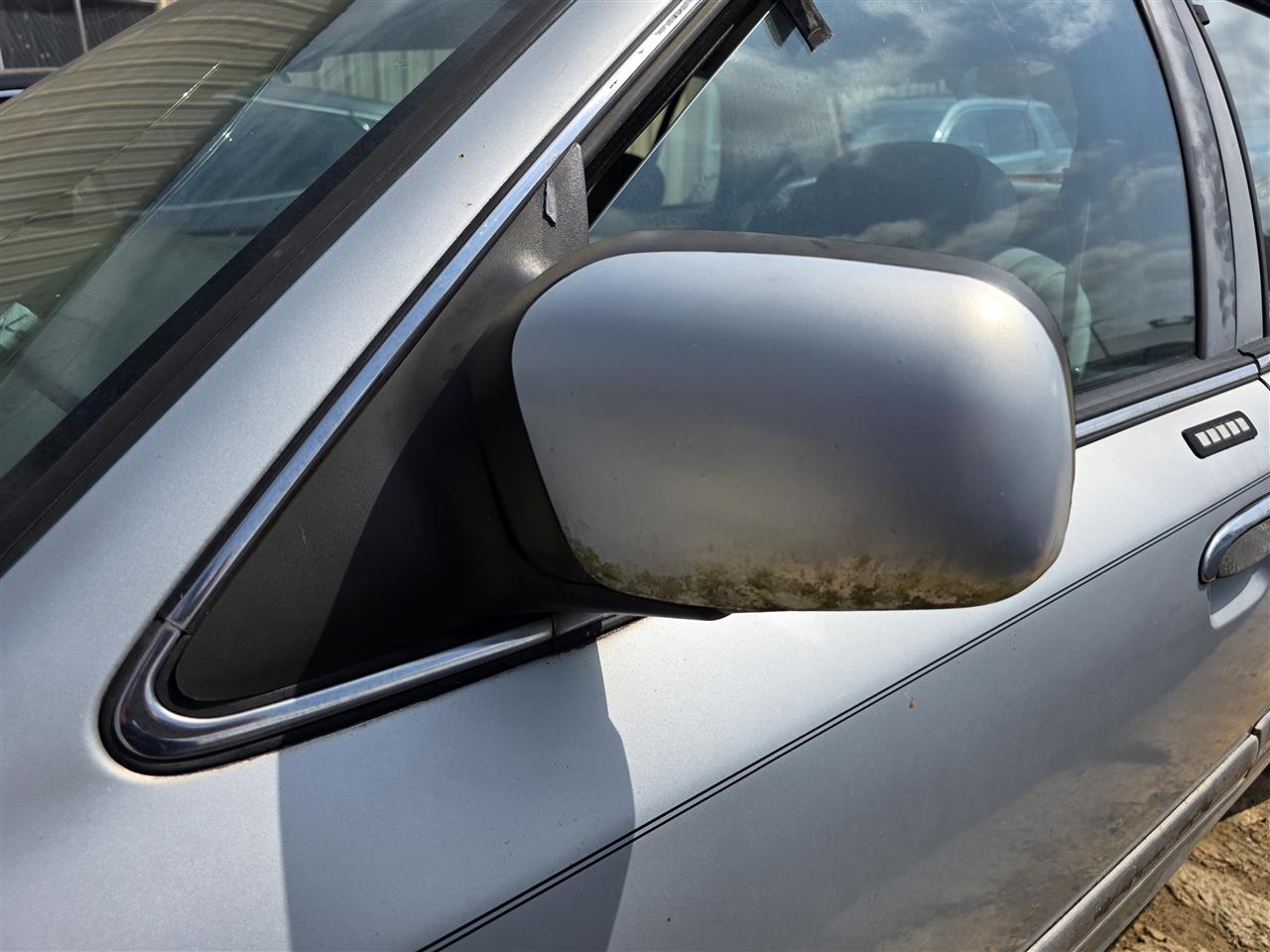1995 1996 Ford Crown Victoria, Mercury Grand Marquis Left Driver Side View Door Mirror Power heated glass L