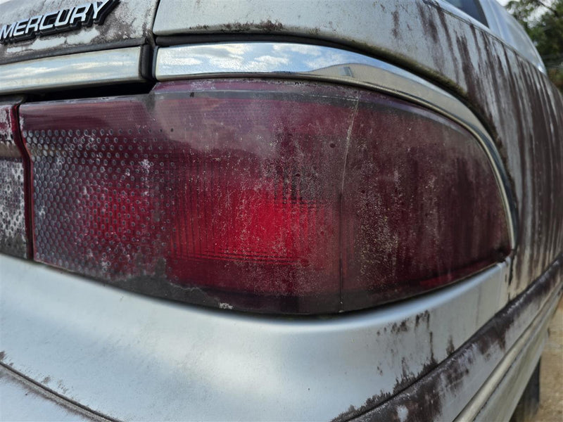 1995 1996 1997 Mercury Grand Marquis Passenger Side Right Tail Light Lamp Assembly quarter panel mounted