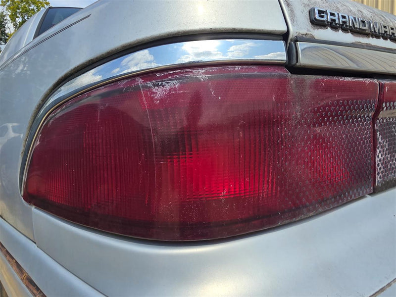 1995 1996 1997 Mercury Grand Marquis Driver Side Left Tail Light Lamp Assembly quarter panel mounted