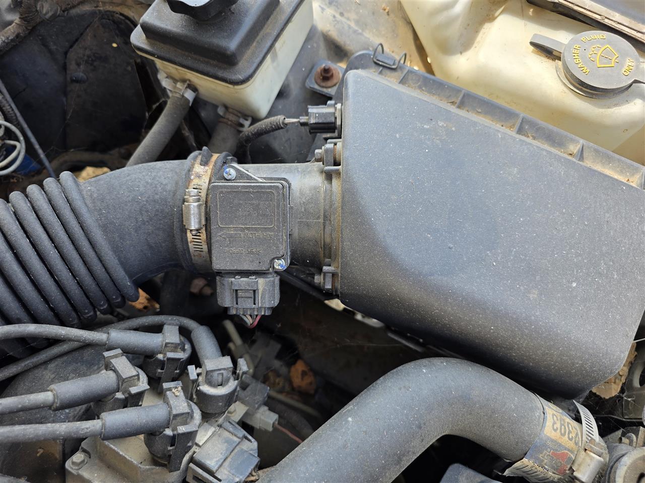 1996 1997 1998 1999 Ford Crown Victoria, Mercury Grand Marquis, Lincoln and Town CAR Air Cleaner Intake Filter Box 4.6L