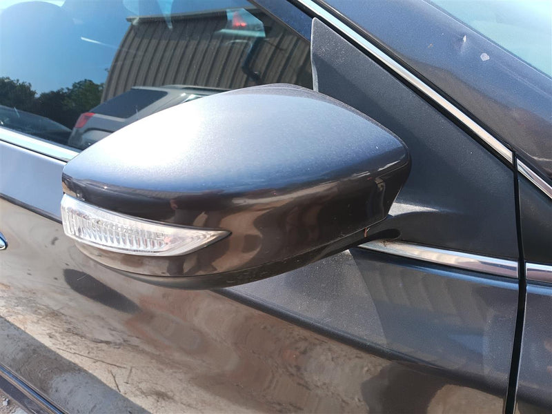 2015 Nissan Sentra Right Passenger Side View Door Mirror Power with turn signals LED SR R