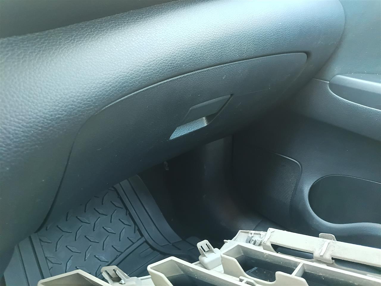 2015 Nissan Sentra Glove Box Compartment