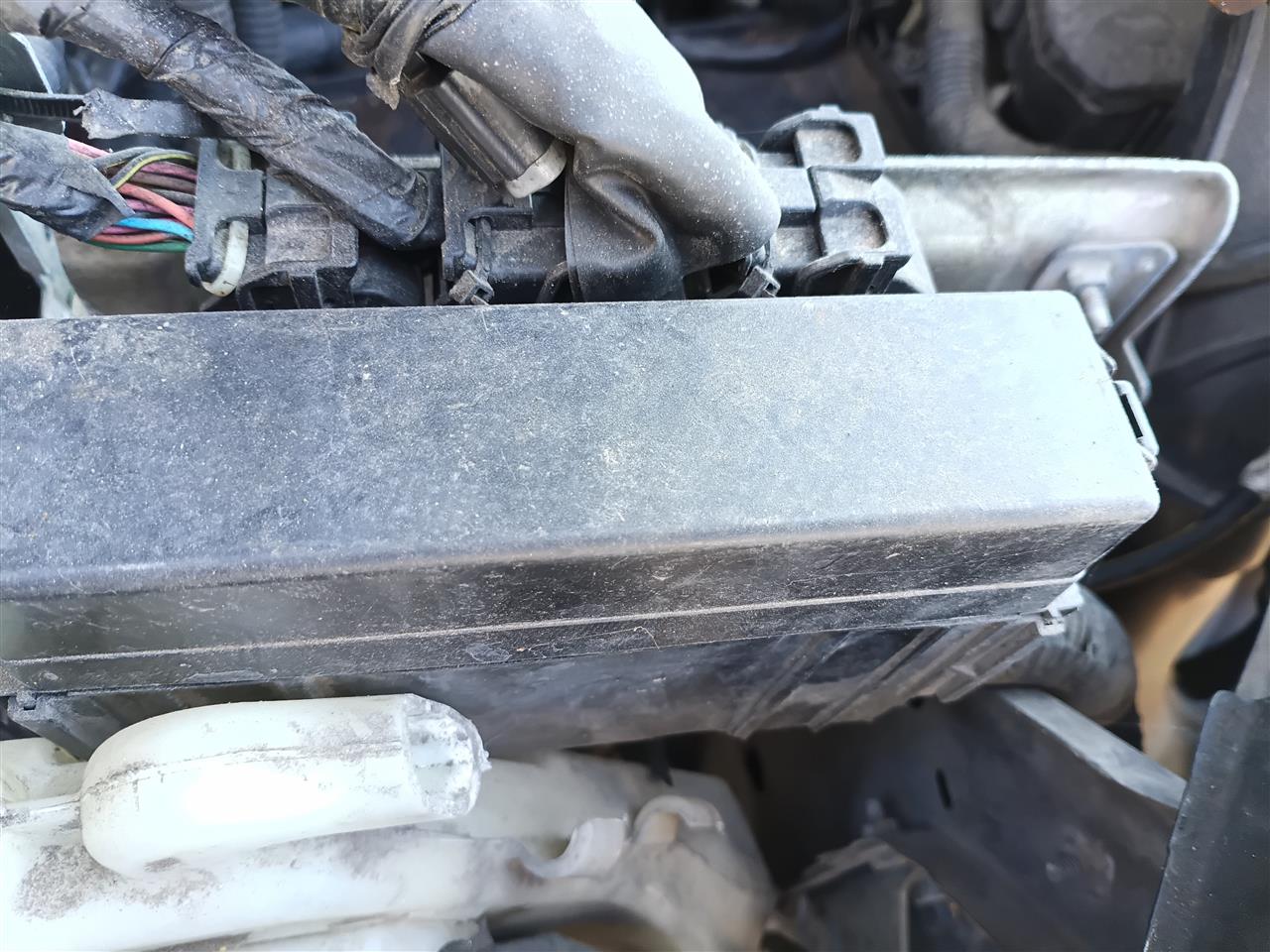 2013 thru 2019 Nissan Sentra Engine Bay Fuse Box Relay Panel