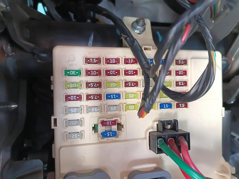 2012 Hyundai Sonata Cabin Interior Fuse Box Relay Panel