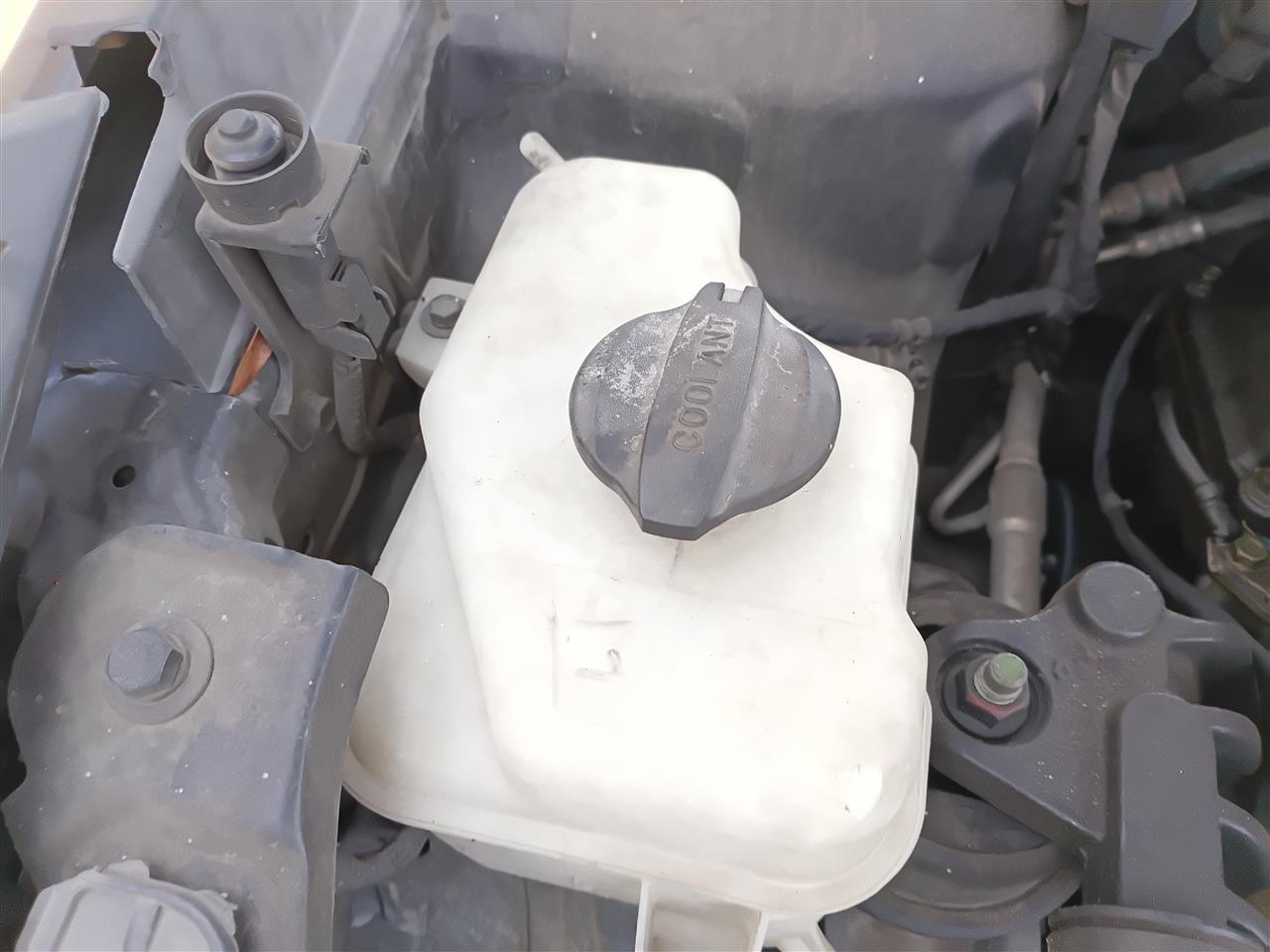 2011 thru 2017 KIA Optima, Hyundai Azera, Hyundai Sonata, KIA Cadenza Coolant Overflow Reservoir Tank