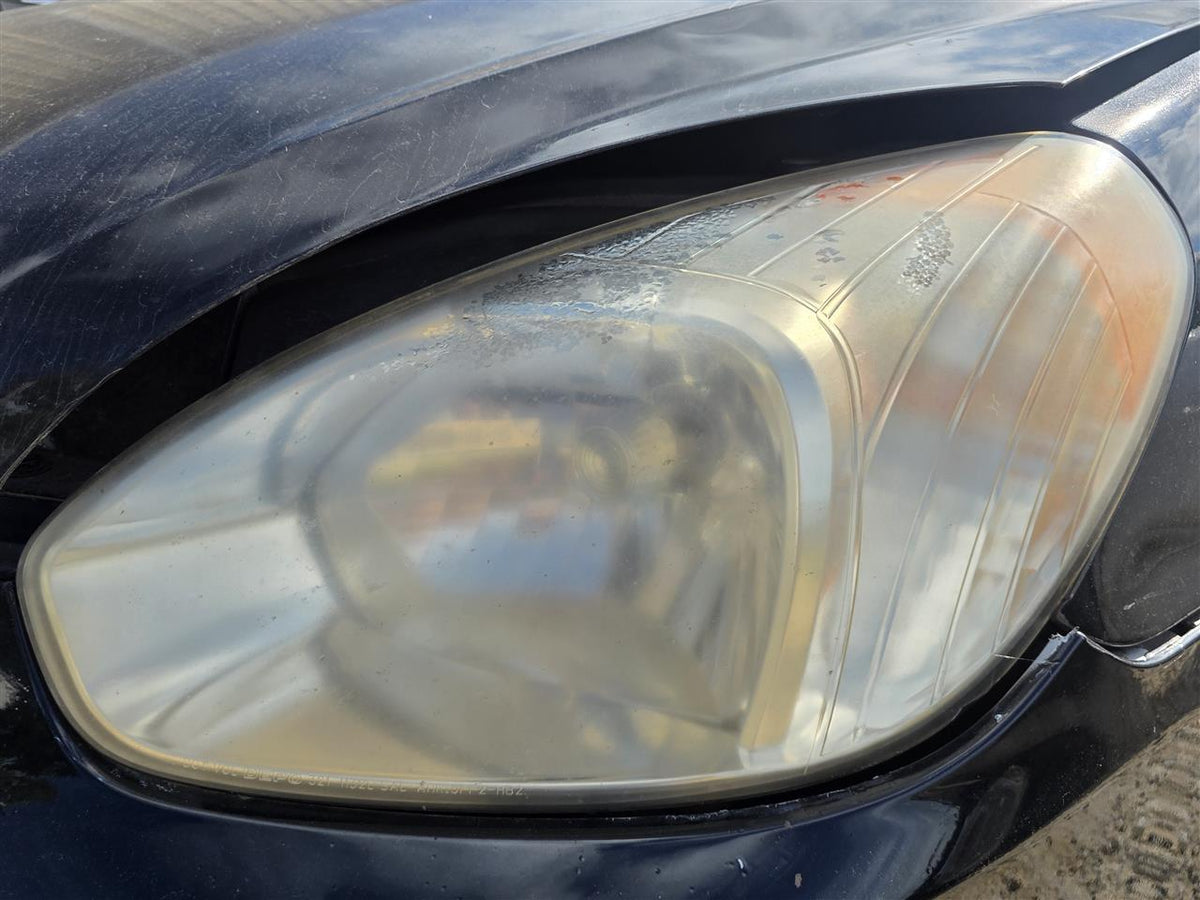 Used OEM Driver Side Left Headlight Headlamp Assembly from 2010 Hyundai Accent