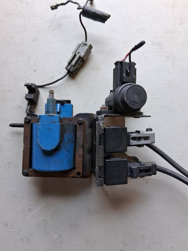 Used OEM Coil/Ignitor from 1996 Ford F150