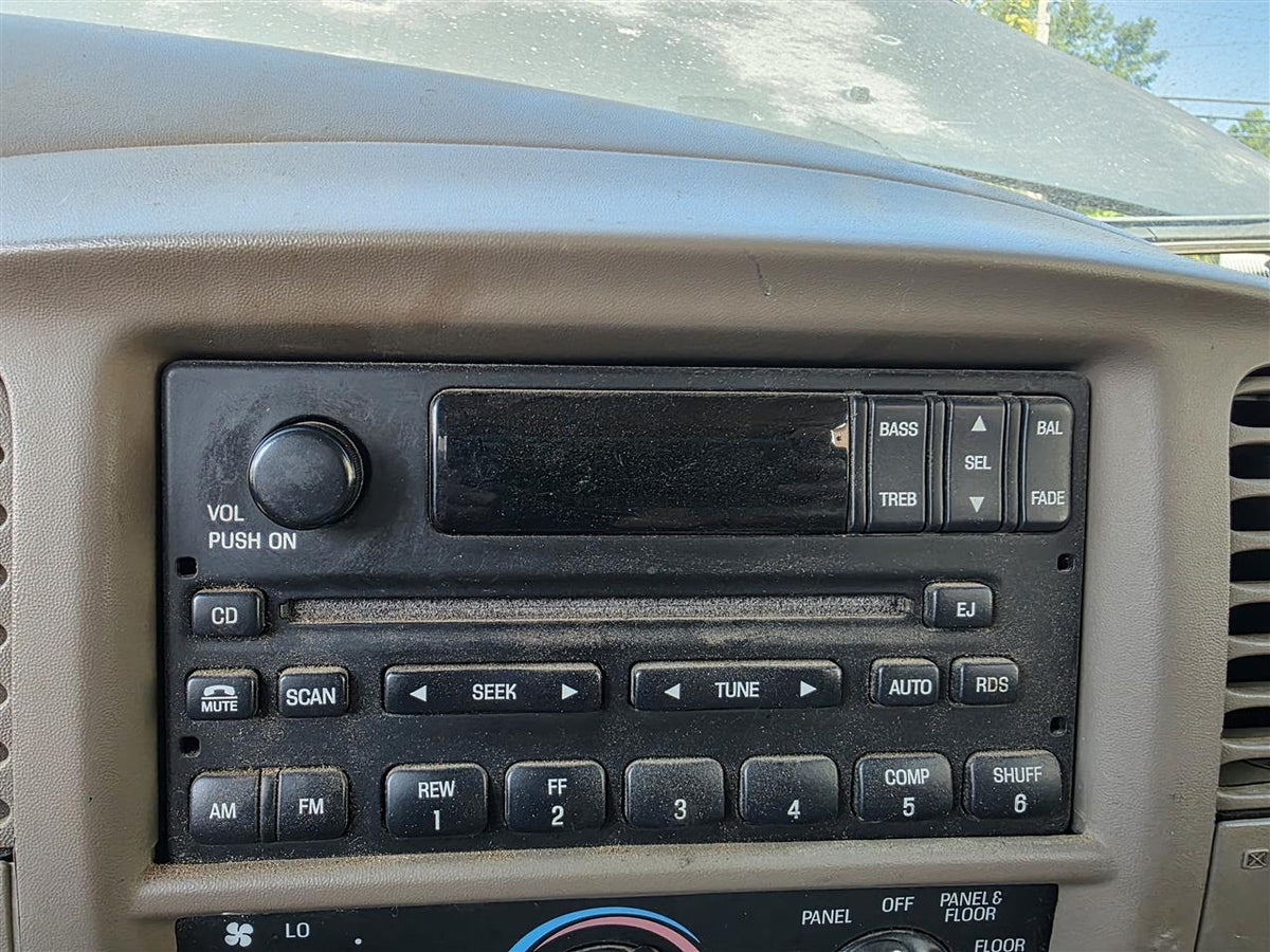 Used OEM Radio Stereo Audio Head Unit from 2002 Ford F150