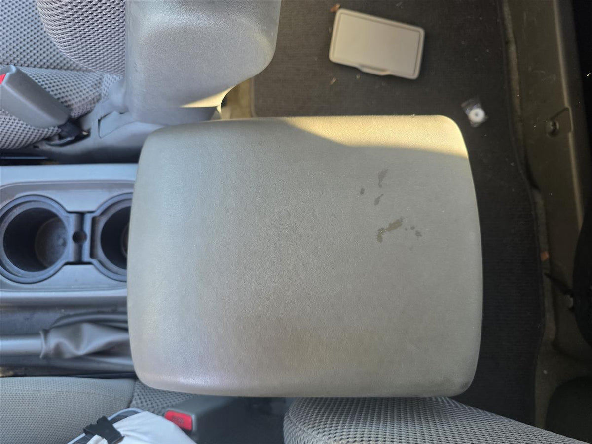 Used OEM Console, Front from 2014 Nissan Frontier