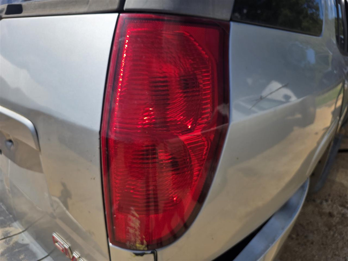 Used OEM Passenger Side Right Tail Light Lamp Assembly from 2004 GMC Envoy XUV