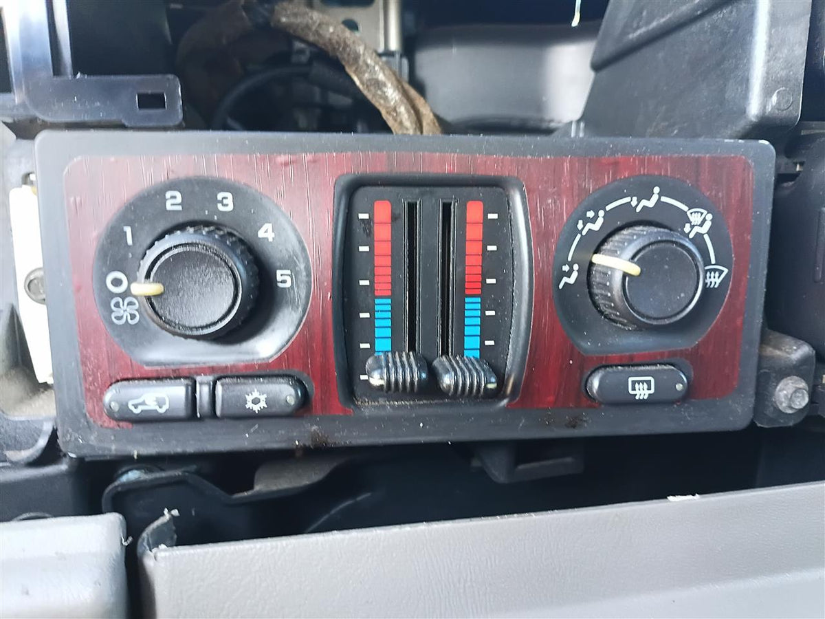 Used OEM AC Heater Temperature Climate Control Unit from 2004 Chevrolet Tahoe