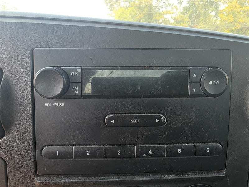 Used OEM Radio Stereo Audio Head Unit from 2006 Ford