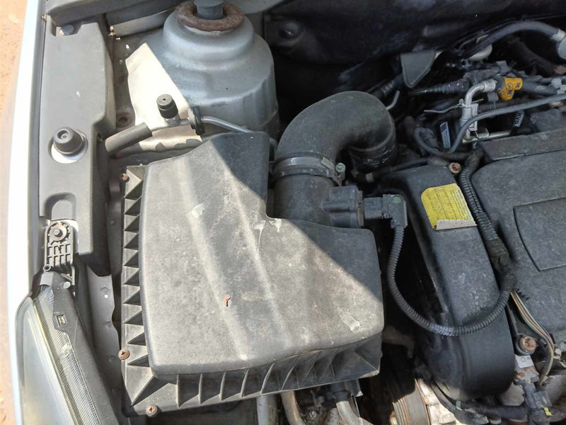 2011 2012 Chevrolet Cruze Air Cleaner Intake Filter Box 1.8L