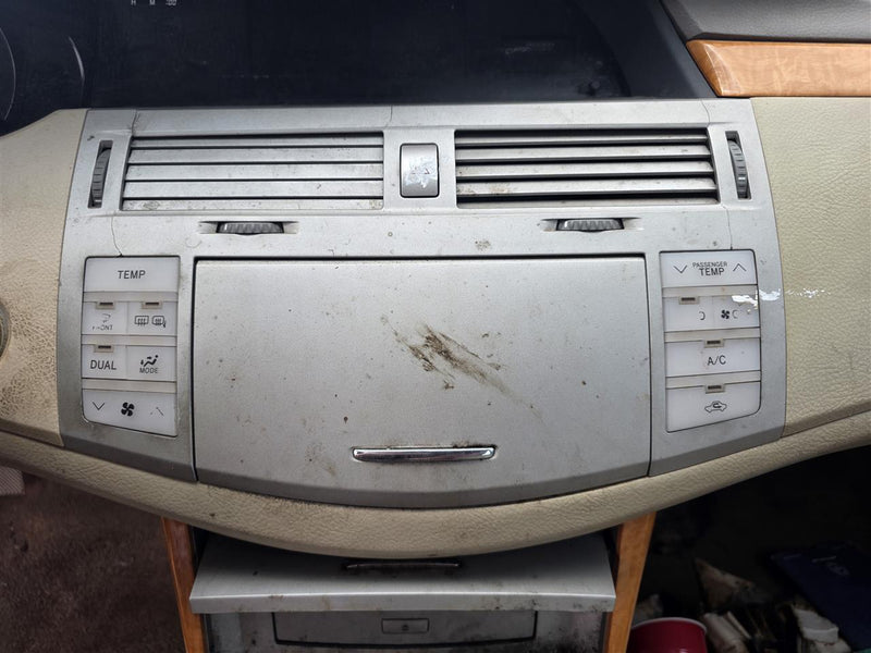 Used OEM AC Heater Temperature Climate Control Unit from 2007 Toyota